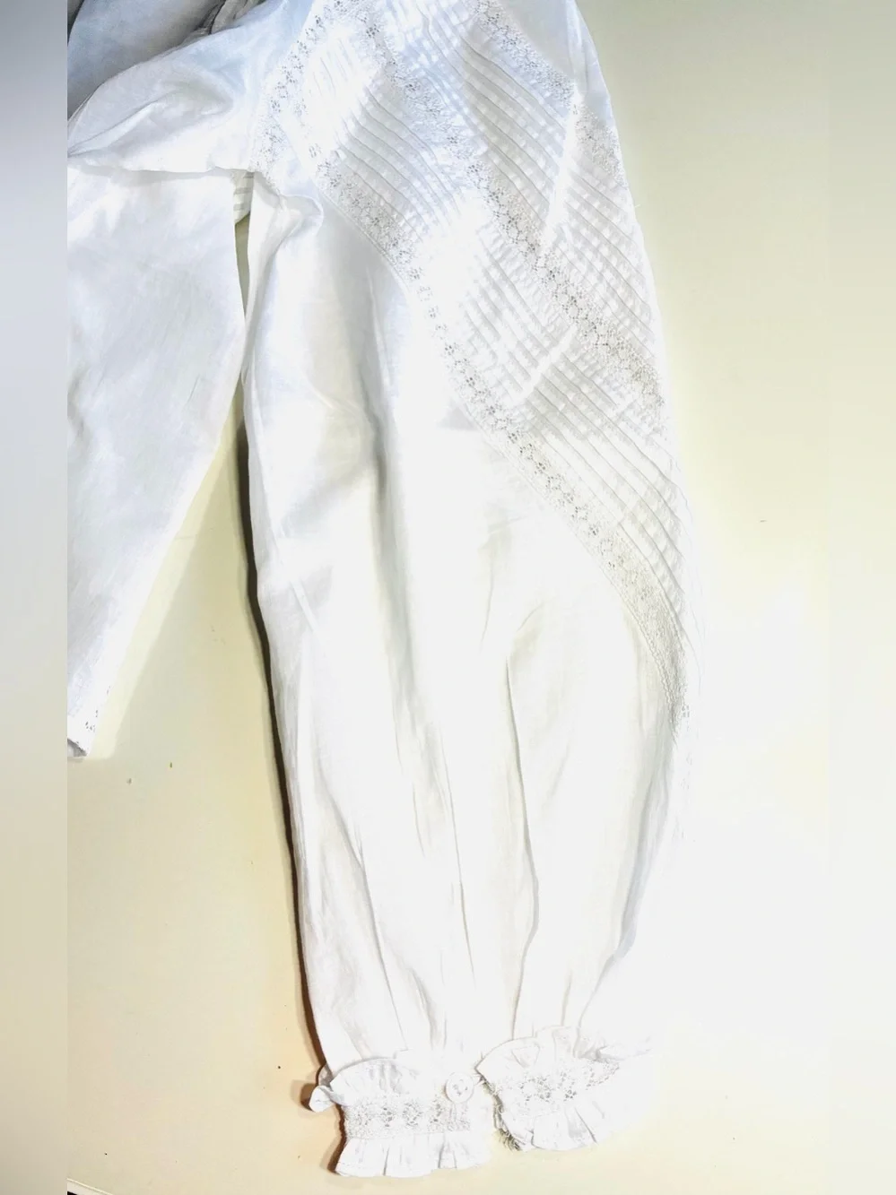 J.Crew White.Women’s Lace-trim pintuck top in 100% organic cotton voile.XS.NWT.